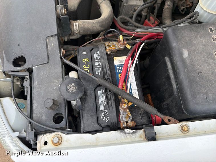 image for item EV7034 2004 GMC Sierra 2500HD pickup truck