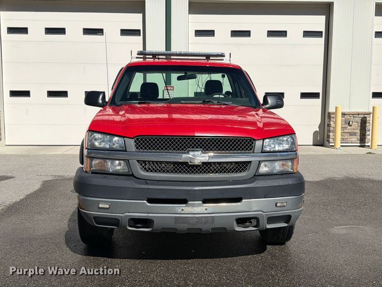 image for item EW1161 2003 Chevrolet Silverado 2500HD pickup truck
