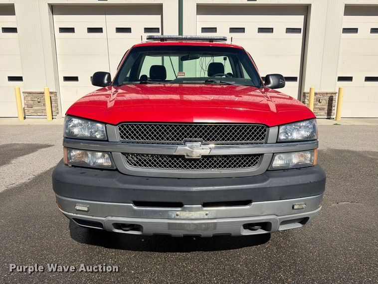 image for item EW1161 2003 Chevrolet Silverado 2500HD pickup truck