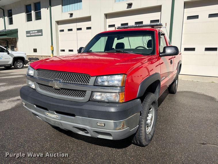 image for item EW1161 2003 Chevrolet Silverado 2500HD pickup truck