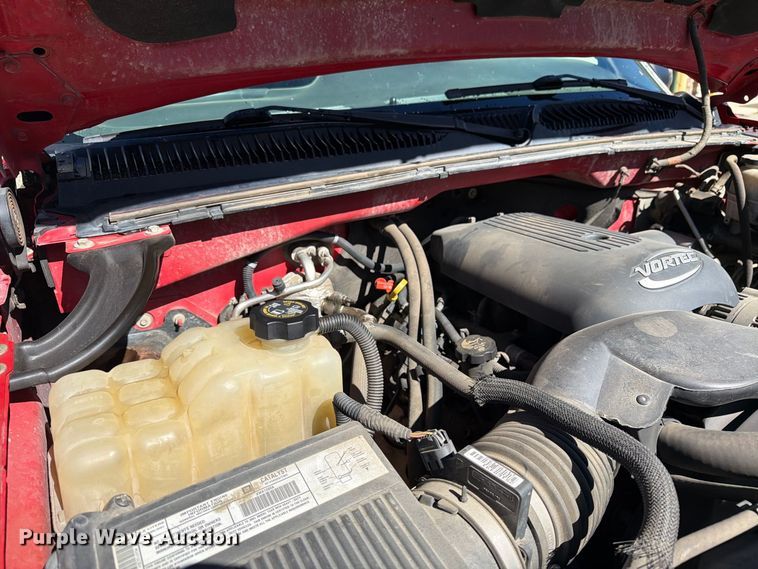 image for item EW1161 2003 Chevrolet Silverado 2500HD pickup truck