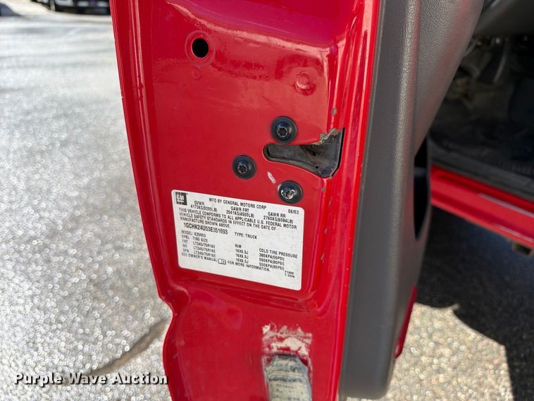 image for item EW1161 2003 Chevrolet Silverado 2500HD pickup truck