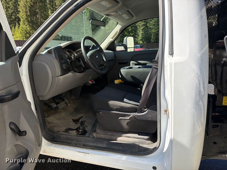 image for item EW1163 2013 Chevrolet Silverado 3500 HD 