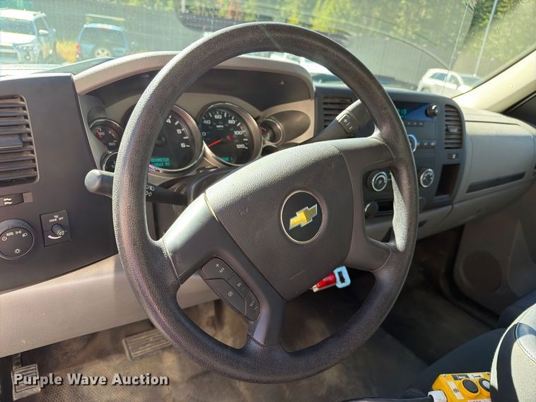 image for item EW1163 2013 Chevrolet Silverado 3500 HD 