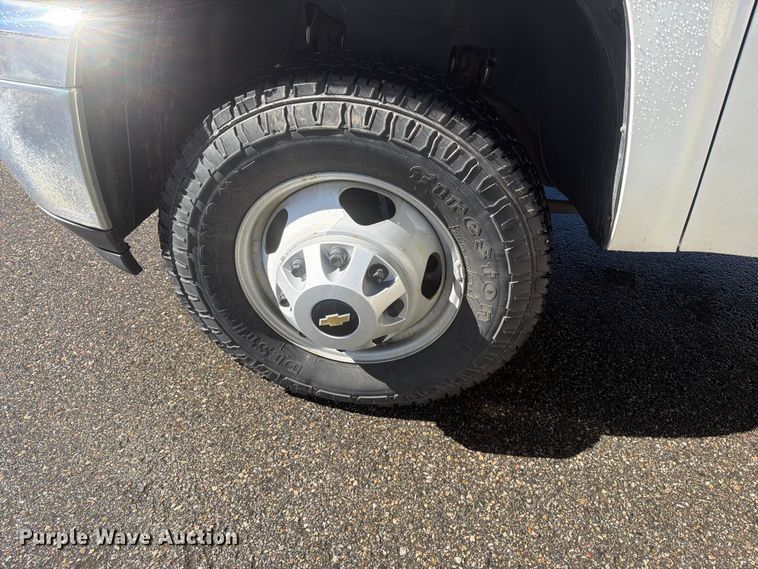 image for item EW1163 2013 Chevrolet Silverado 3500 HD 