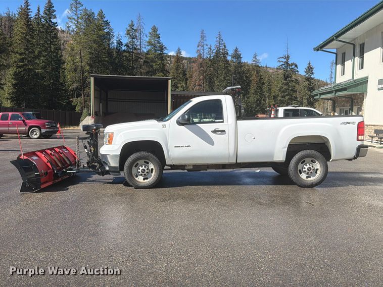 image for item EW1164 2011 GMC Sierra 2500HD pickup truck