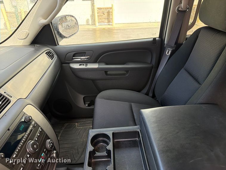 image for item EW1165 2013 Chevrolet Tahoe Police SUV