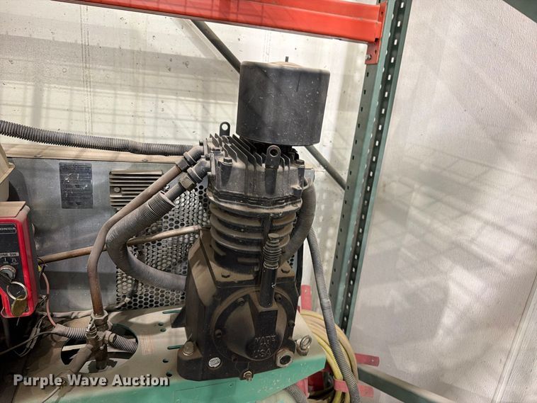 image for item EW1167 Speedaire air compressor