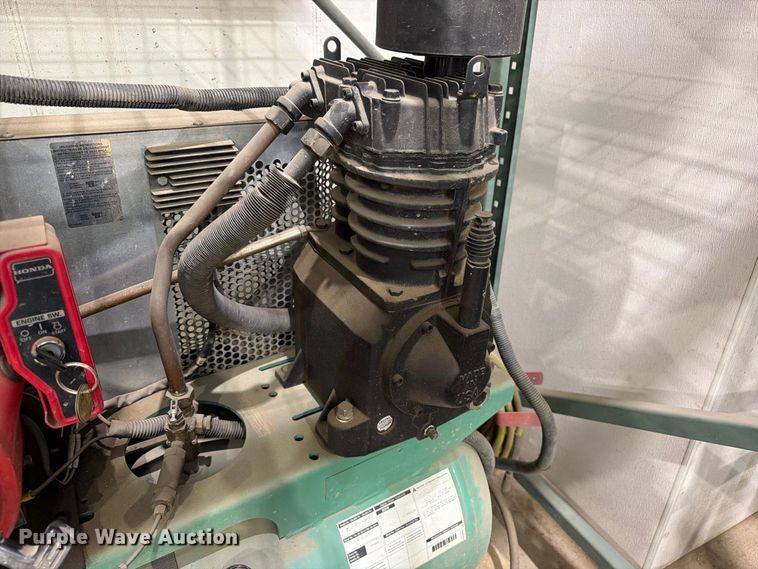 image for item EW1167 Speedaire air compressor