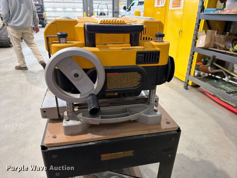 image for item EW1168 Dewalt DW735 planer