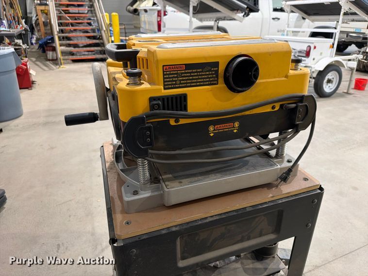 image for item EW1168 Dewalt DW735 planer