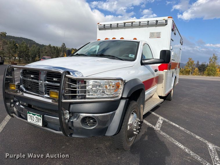 image for item EW1173 2009 Dodge Ram 4500 ambulance