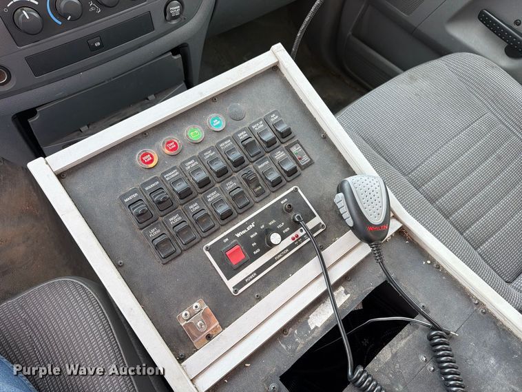 image for item EW1173 2009 Dodge Ram 4500 ambulance