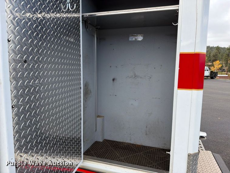 image for item EW1173 2009 Dodge Ram 4500 ambulance