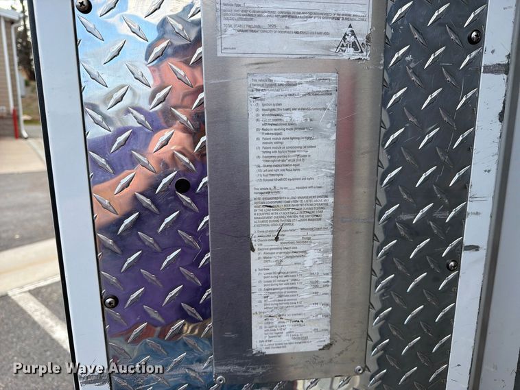 image for item EW1173 2009 Dodge Ram 4500 ambulance