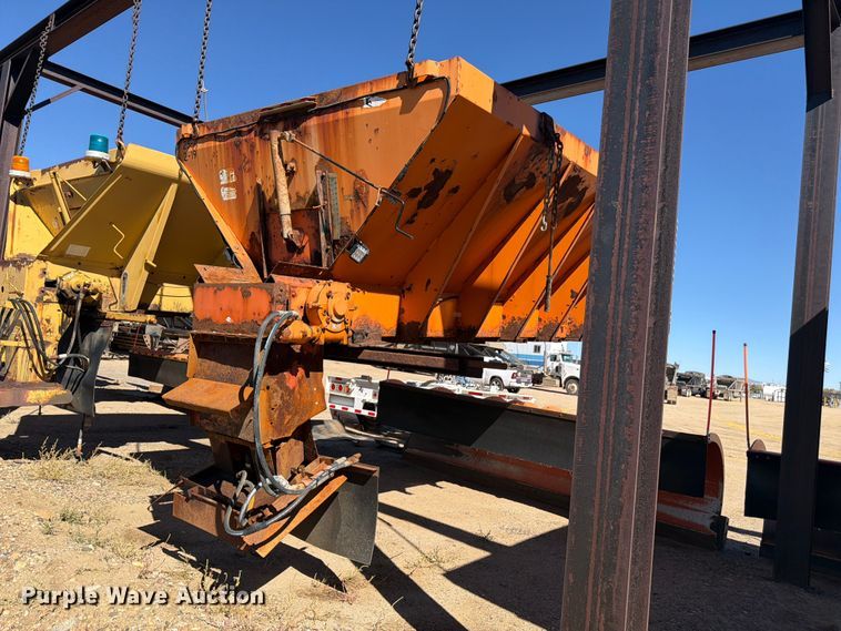 image for item EW2247 Henderson FSHx11x50xMILD spreader