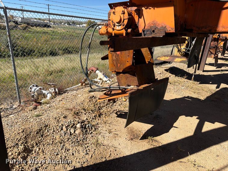 image for item EW2247 Henderson FSHx11x50xMILD spreader