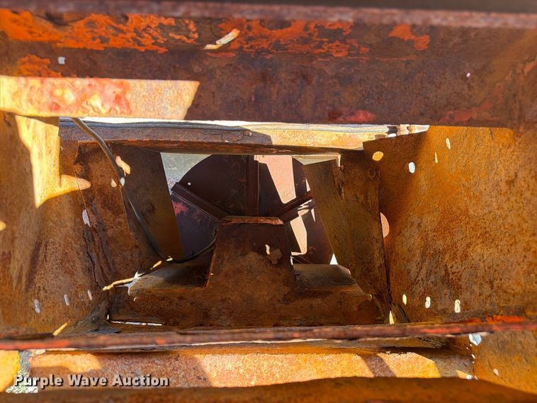 image for item EW2247 Henderson FSHx11x50xMILD spreader