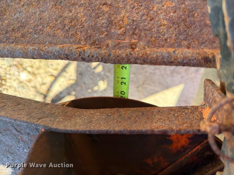 image for item EW2247 Henderson FSHx11x50xMILD spreader