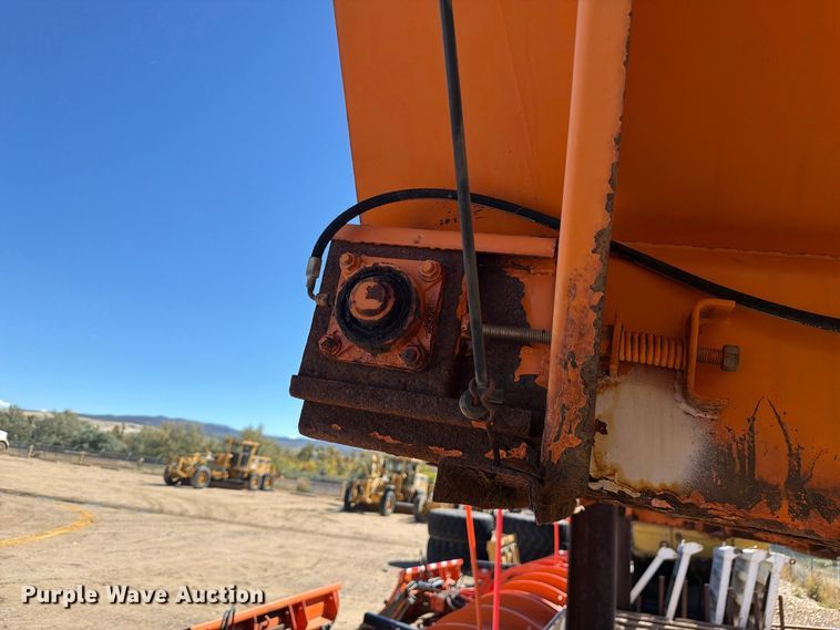 image for item EW2247 Henderson FSHx11x50xMILD spreader
