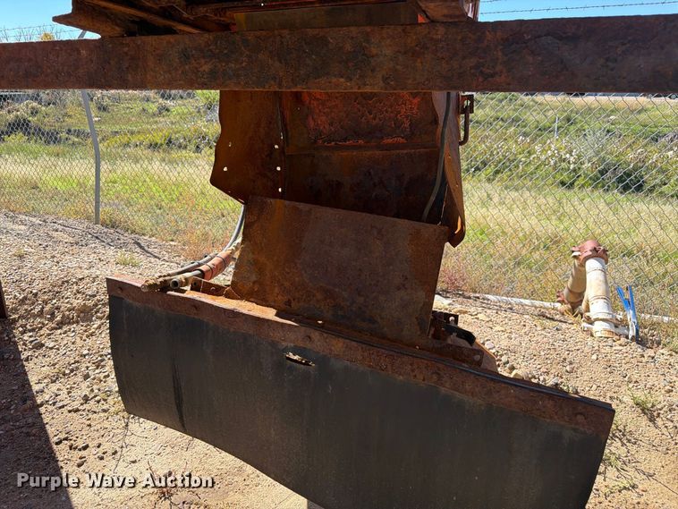 image for item EW2247 Henderson FSHx11x50xMILD spreader