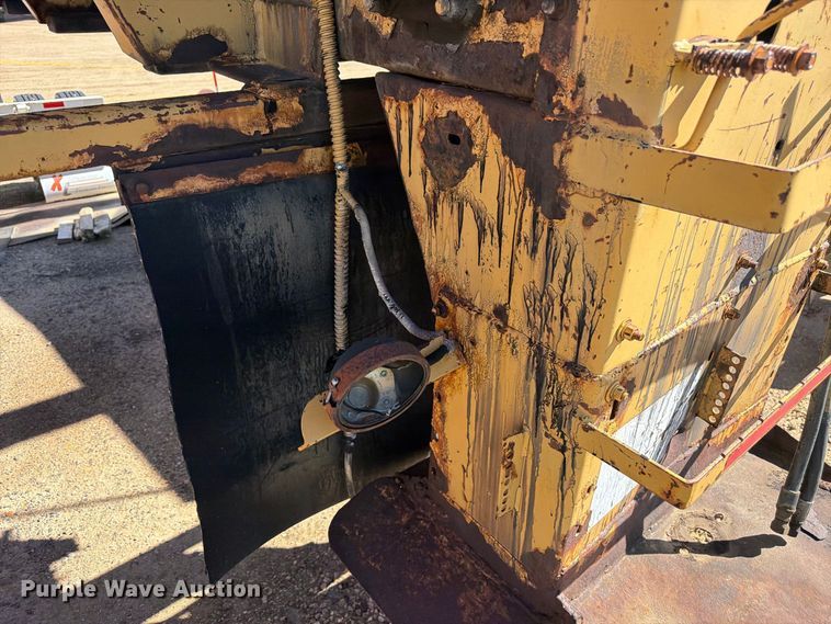 image for item EW2248 Highway Equipment H-160 spreader