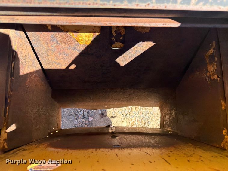 image for item EW2248 Highway Equipment H-160 spreader