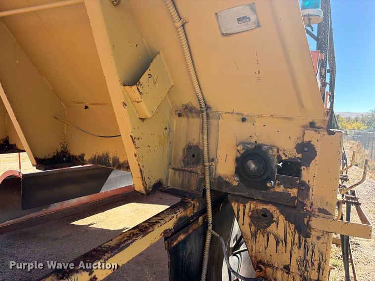 image for item EW2248 Highway Equipment H-160 spreader