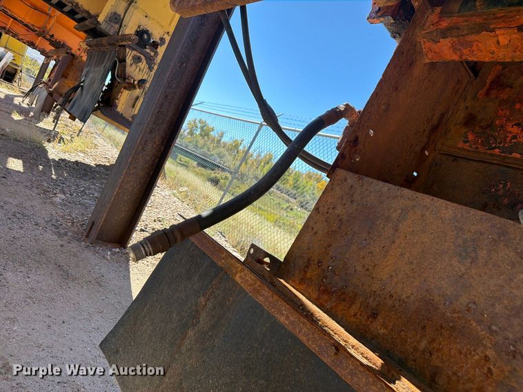 image for item EW2249 Henderson FSHx11x50xMILD spreader