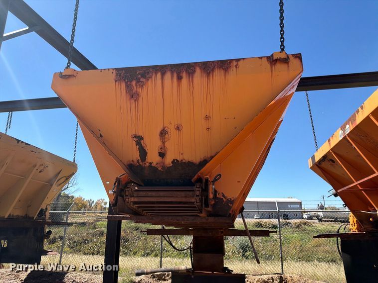 image for item EW2249 Henderson FSHx11x50xMILD spreader