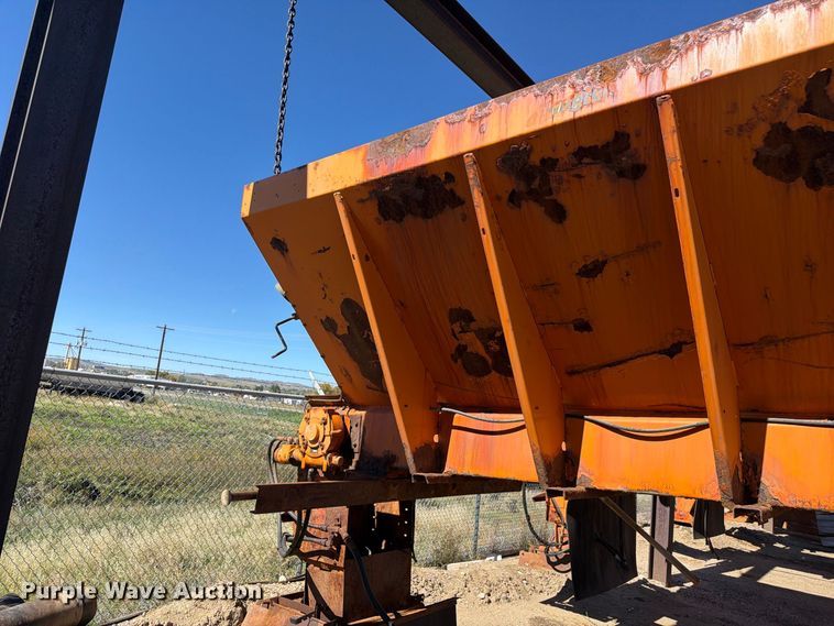 image for item EW2249 Henderson FSHx11x50xMILD spreader
