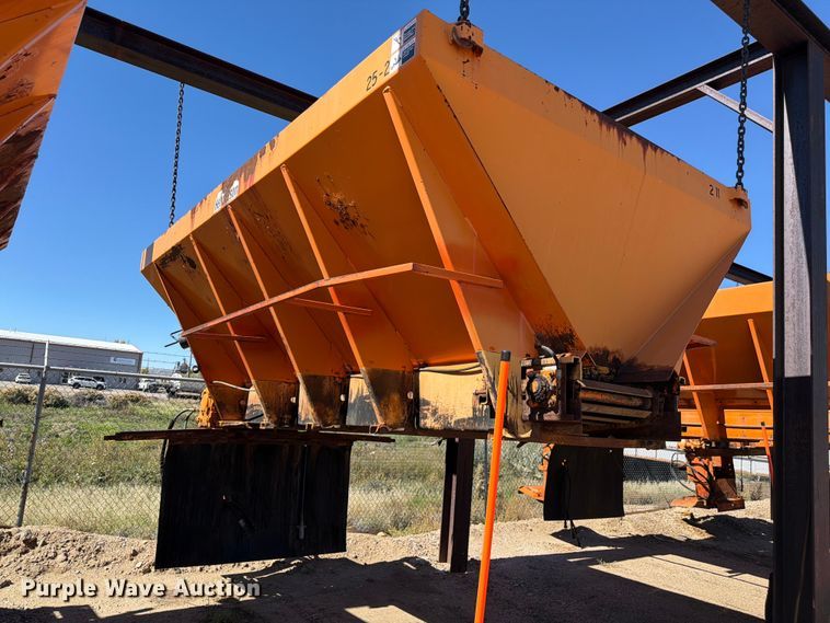 image for item EW2250 Henderson WSH X 11 X 50 spreader