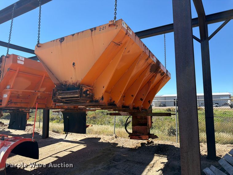image for item EW2251 Henderson FSH X 11 X 50 spreader