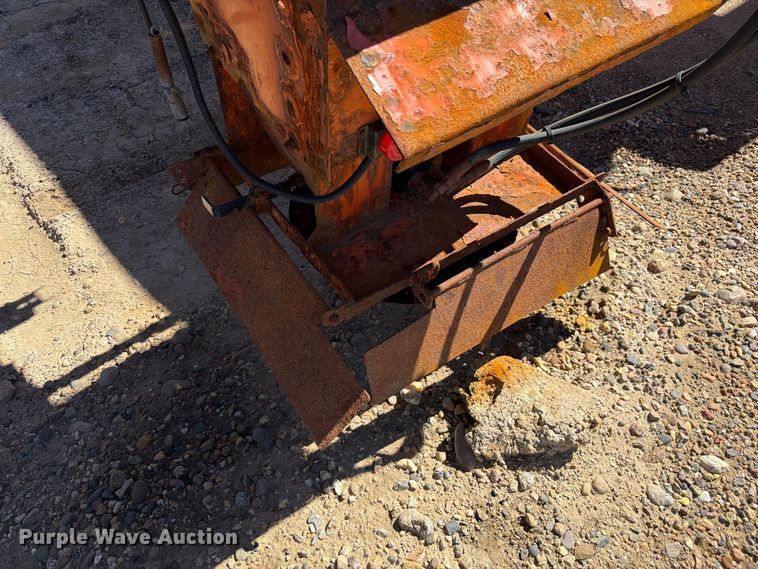 image for item EW2251 Henderson FSH X 11 X 50 spreader