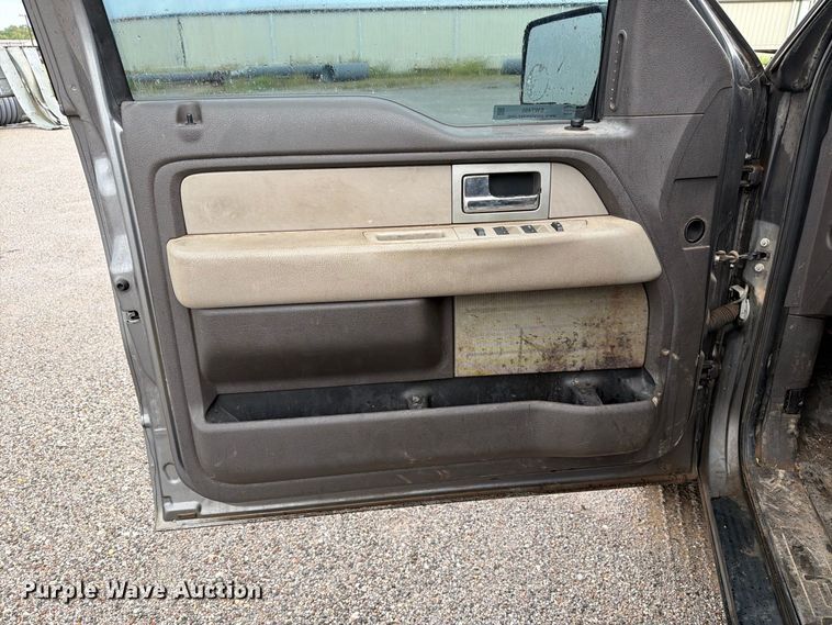 image for item EW7495 2010 Ford F150 Crew Cab pickup truck