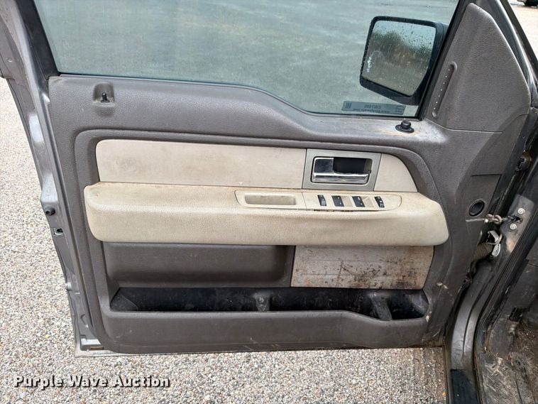 image for item EW7495 2010 Ford F150 Crew Cab pickup truck
