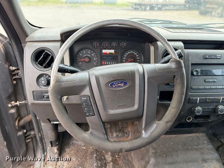 image for item EW7495 2010 Ford F150 Crew Cab pickup truck