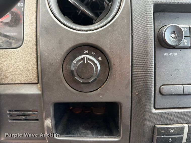 image for item EW7495 2010 Ford F150 Crew Cab pickup truck