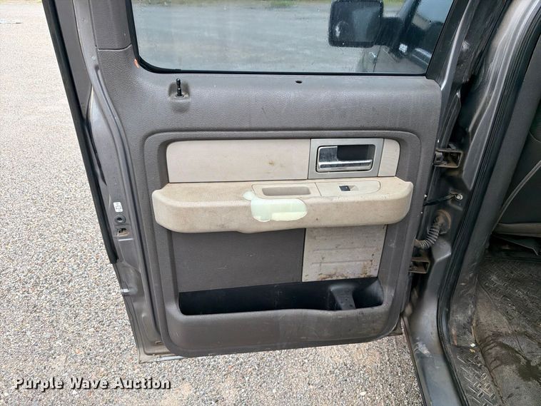 image for item EW7495 2010 Ford F150 Crew Cab pickup truck
