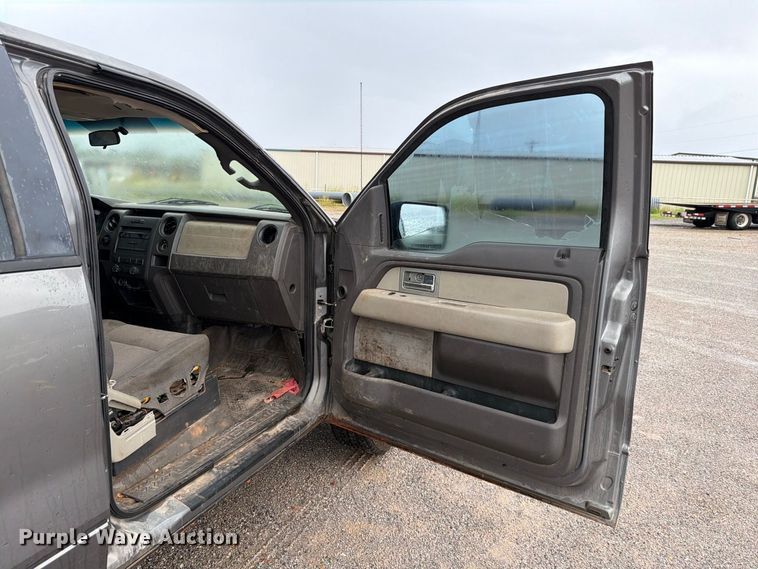 image for item EW7495 2010 Ford F150 Crew Cab pickup truck