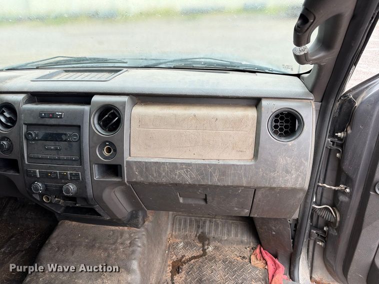 image for item EW7495 2010 Ford F150 Crew Cab pickup truck