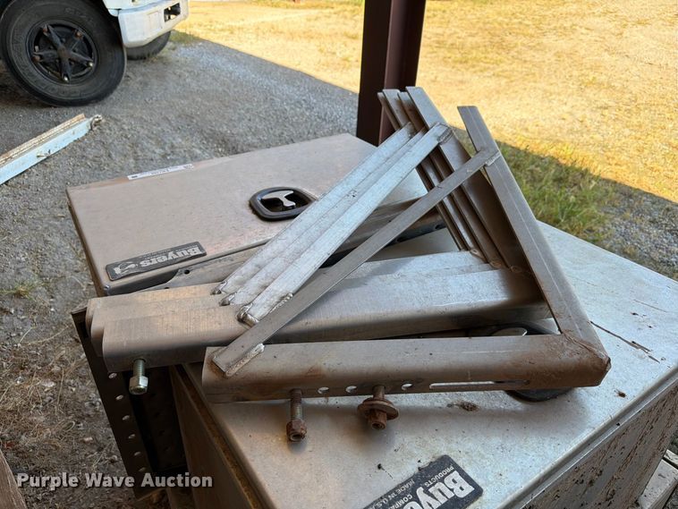 image for item EW7499 (4) Buyers toolboxes