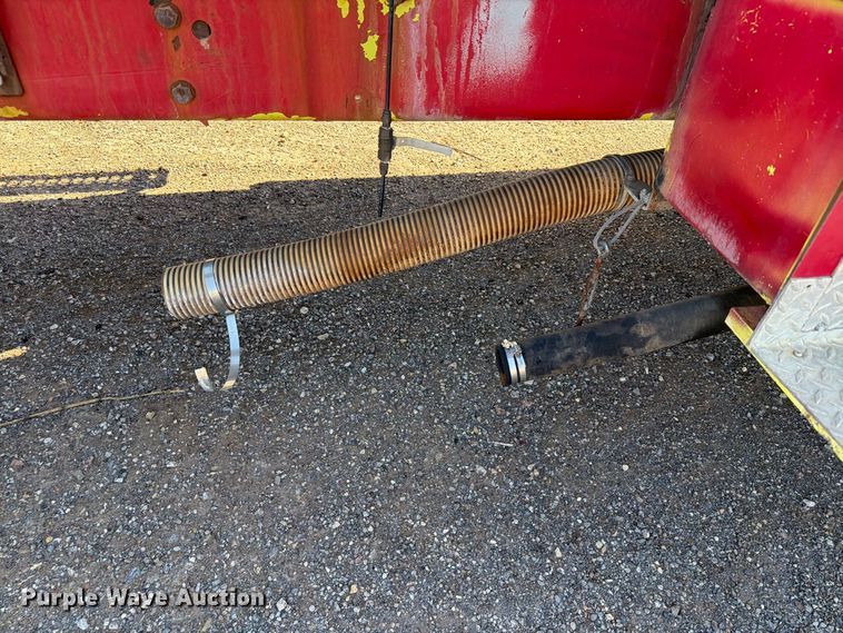 image for item EW7504 1984 Ford L8000 truck cab and chassis