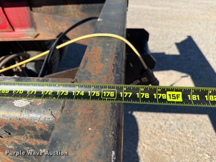 image for item EW7504 1984 Ford L8000 truck cab and chassis
