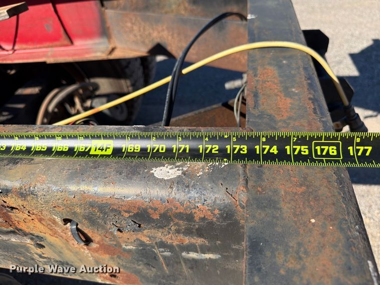 image for item EW7504 1984 Ford L8000 truck cab and chassis