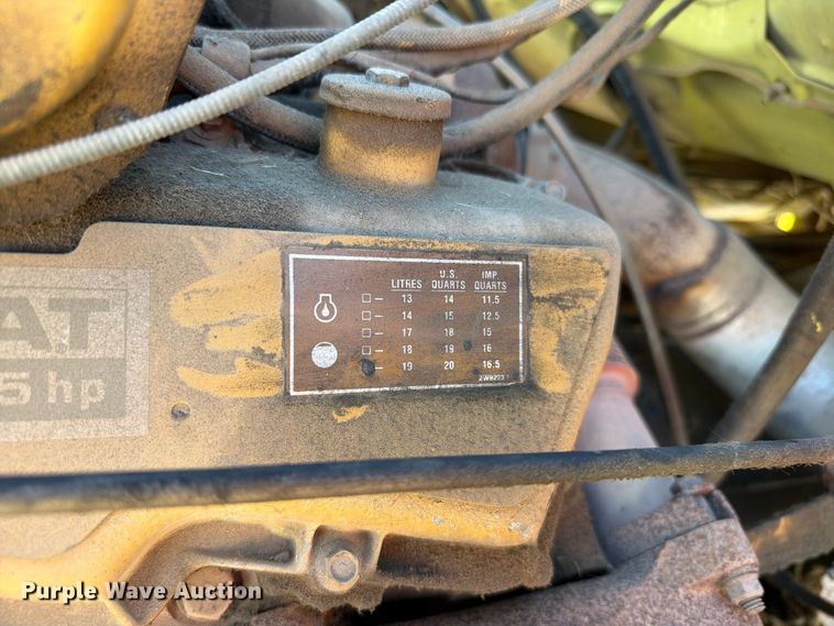 image for item EW7504 1984 Ford L8000 truck cab and chassis