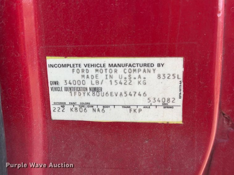 image for item EW7504 1984 Ford L8000 truck cab and chassis