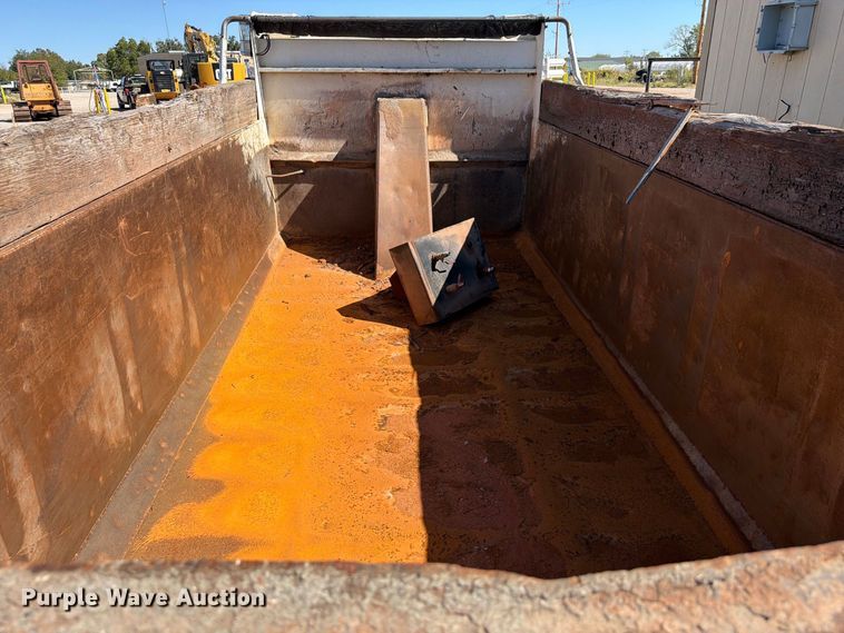 image for item EW7505 OX Bodies dump bed