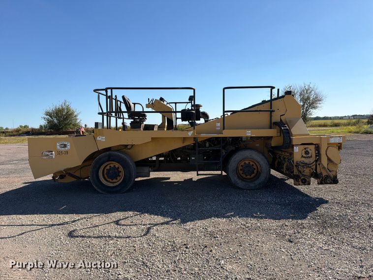 image for item EW7506 2008 Etnyre Quad chip spreader