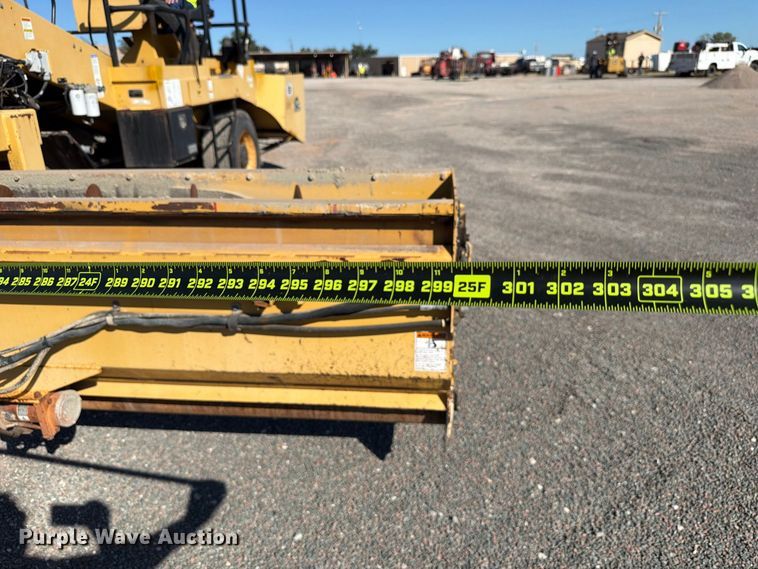 image for item EW7506 2008 Etnyre Quad chip spreader